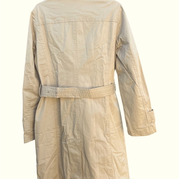 Trench coat, size M-Tan colour - Picture 7 of 8